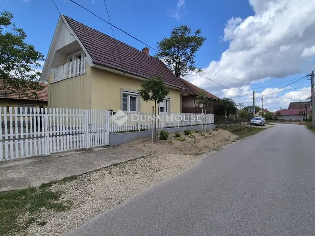 Eladó ház Lajosmizse 88 nm
