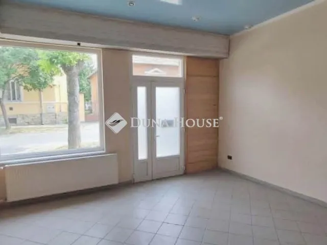 Eladó ház Kiskunhalas 200 nm