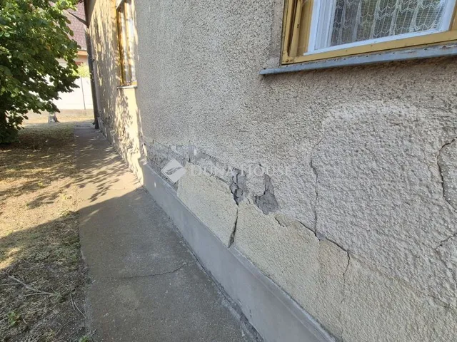 Eladó telek Kecskemét 825 nm