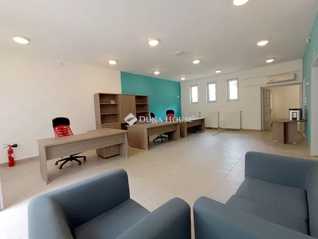Kiadó kereskedelmi és ipari ingatlan Kecskemét 100 nm