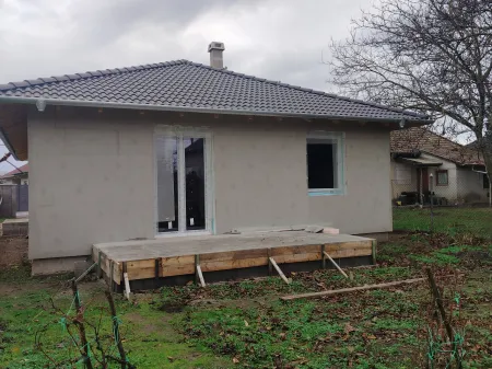 Eladó ház Üllő 102 nm