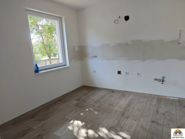 Kiadó ház Felsőpakony, ERDŐRE NÉZŐ, FRISSEN FELÚJÍTOTT 65 M²-ES OTTHON KIADÓ FELSŐPAKONYON – BUDAPEST KÖZELÉBEN! 65 nm
