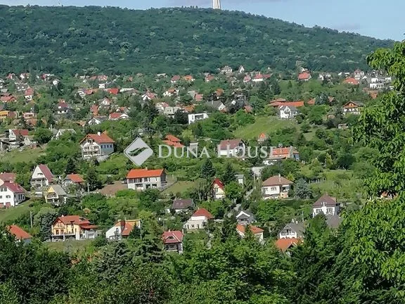 Eladó telek Pécs 2584 nm