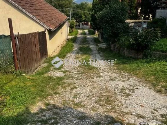 Eladó telek Pécs, Nagypostavölgy alsó 790 nm
