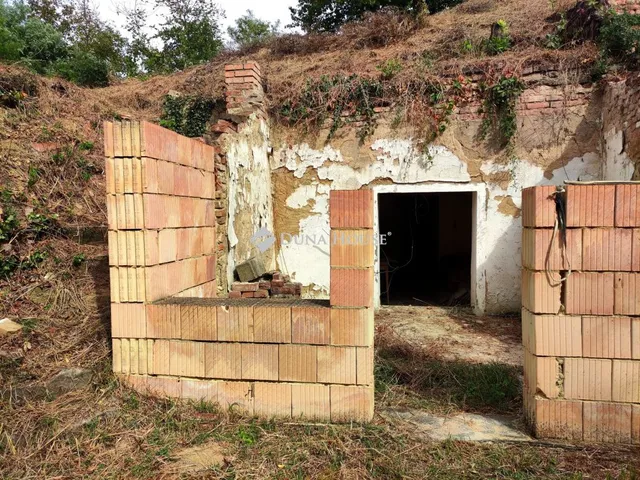 Eladó telek Bogád, Csankó-hegyi utca 2166 nm