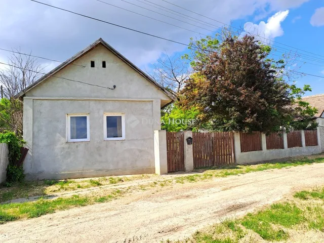 Eladó ház Lánycsók, Petőfi utca 70 nm