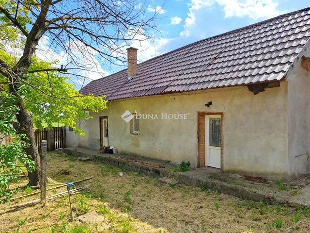 Eladó ház Lánycsók 70 nm