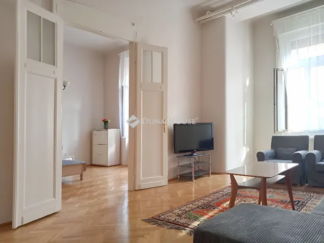 Kiadó lakás Budapest V. kerület 81 nm