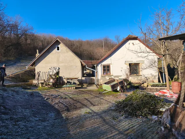 Eladó telek Tamási 7248 nm