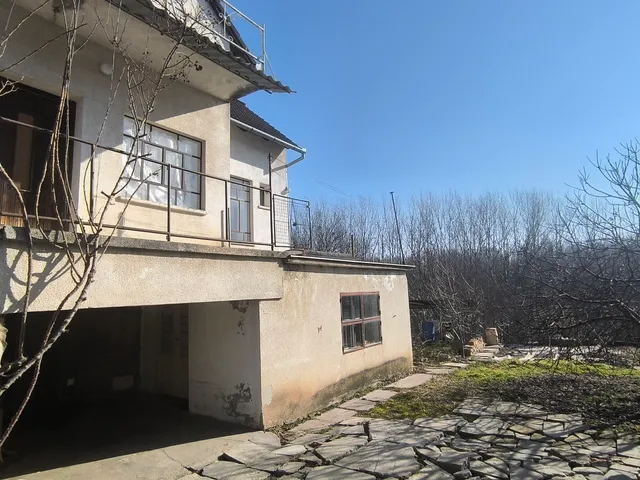 Eladó ház Bár 303 nm