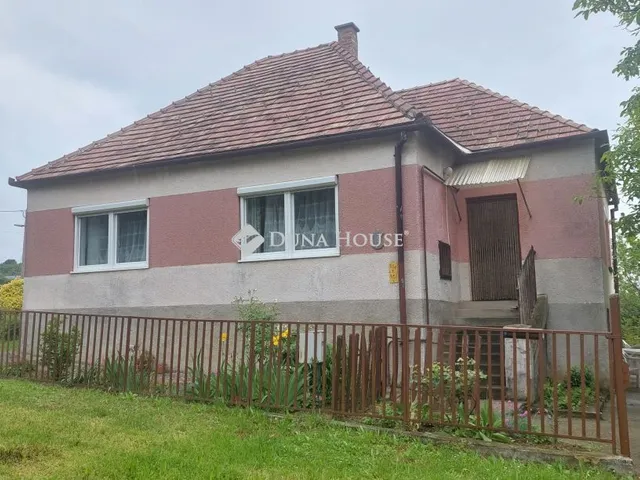 Eladó ház Kővágótőttős 77 nm