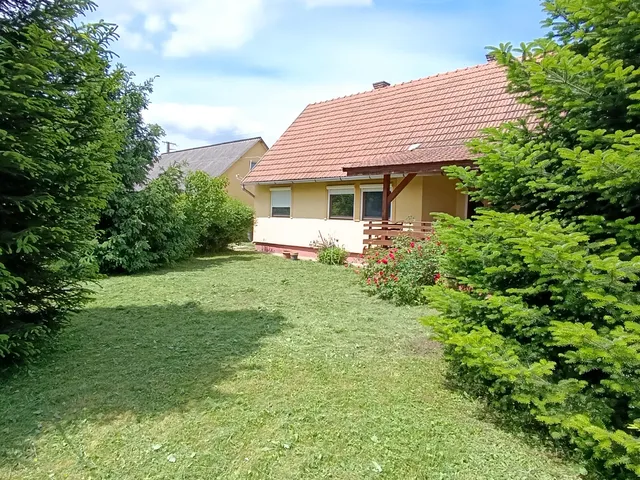Eladó ház Sátorhely 71 nm