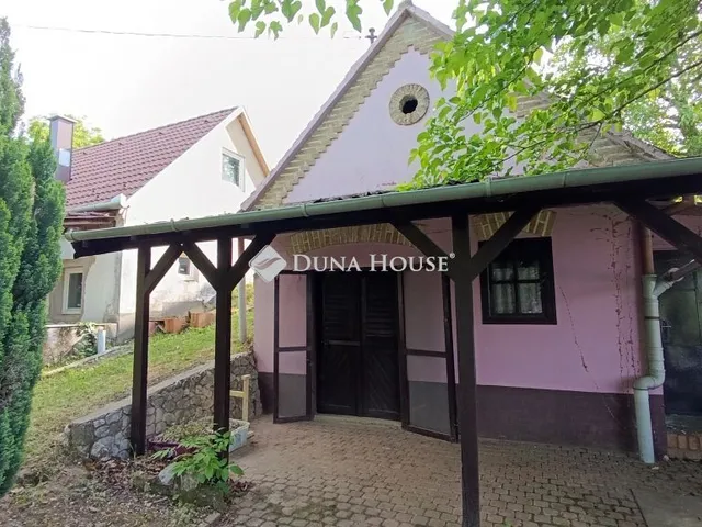 Eladó üdülő és hétvégi ház Mohács 61 nm