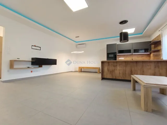 Eladó ház Lippó 80 nm