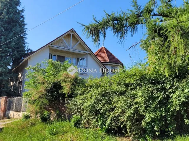 Eladó ház Pécs 210 nm