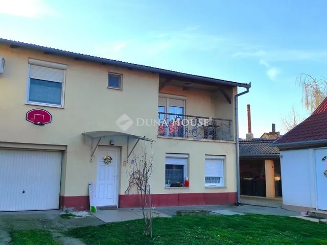Eladó ház Mohács 165 nm