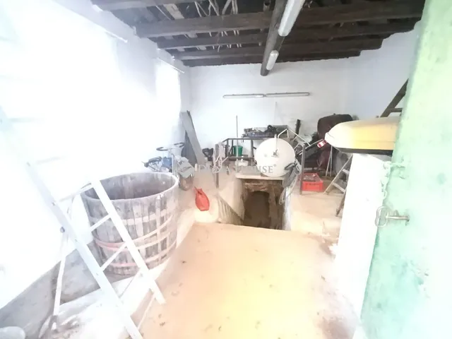 Eladó üdülő és hétvégi ház Bár 35 nm