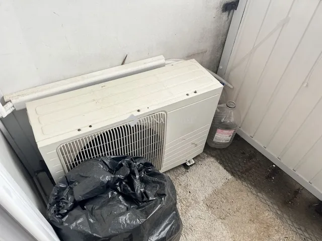 Eladó lakás Pécs, Aidinger János út 50 nm