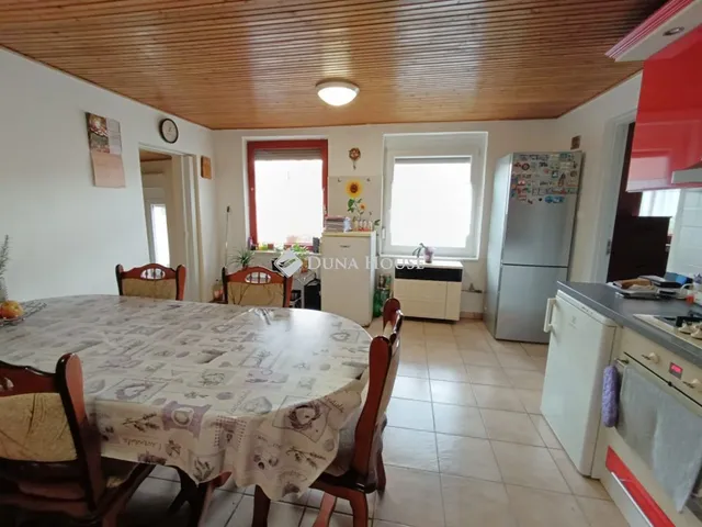 Eladó ház Bár 146 nm