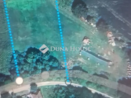 Eladó telek Velény 1842 nm