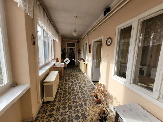 Eladó ház Dunaszekcső 169 nm