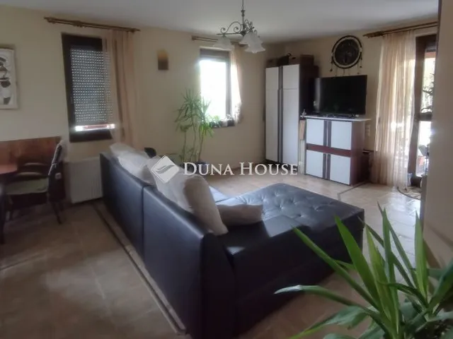 Eladó ház Pécs 200 nm