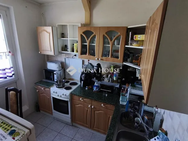 Eladó lakás Pécs, Siklósi út 50 nm