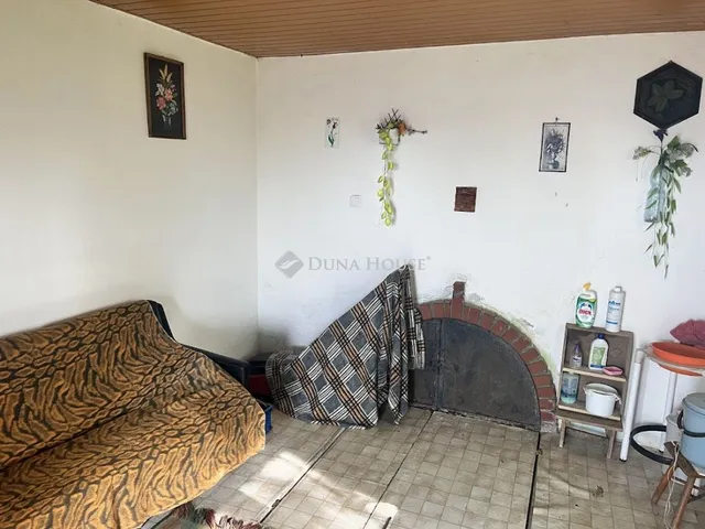 Eladó mezőgazdasági ingatlan Romonya, Nincs utca 12 nm