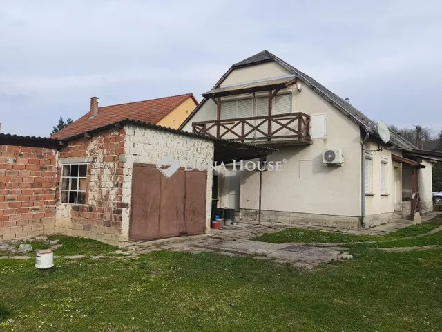 Eladó ház Bükkösd, Petőfi Sándor utca 150 nm