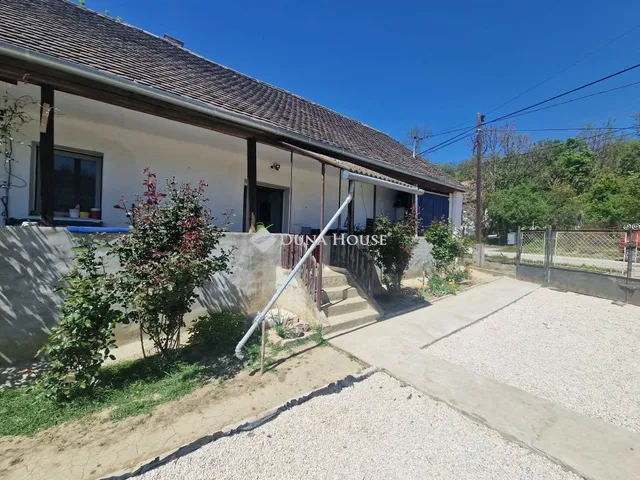 Eladó ház Csikóstőttős 76 nm