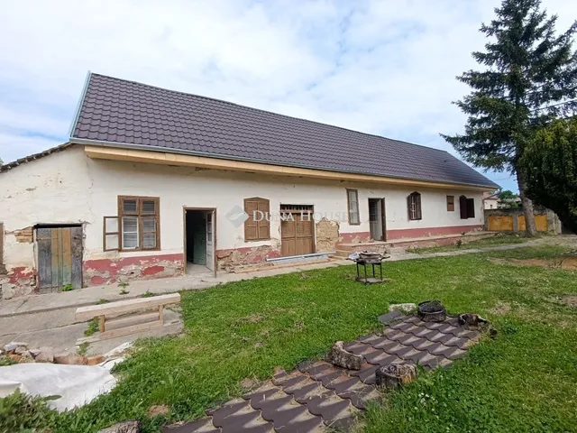 Eladó ház Véménd 82 nm