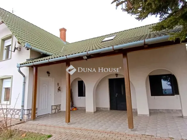 Eladó ház Székelyszabar, Zártkert 460 nm