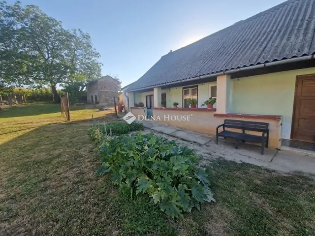 Eladó ház Bisse 88 nm