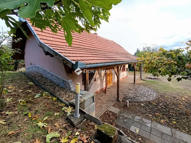 Eladó nyaraló Pécs 31 nm