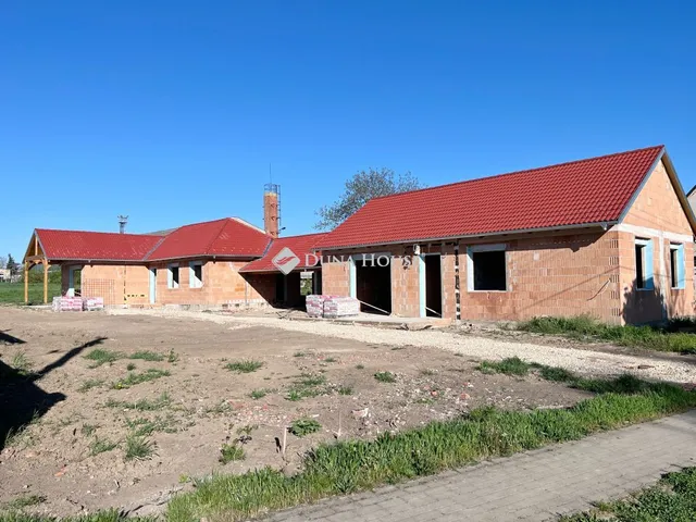 Eladó ház Söpte 80 nm