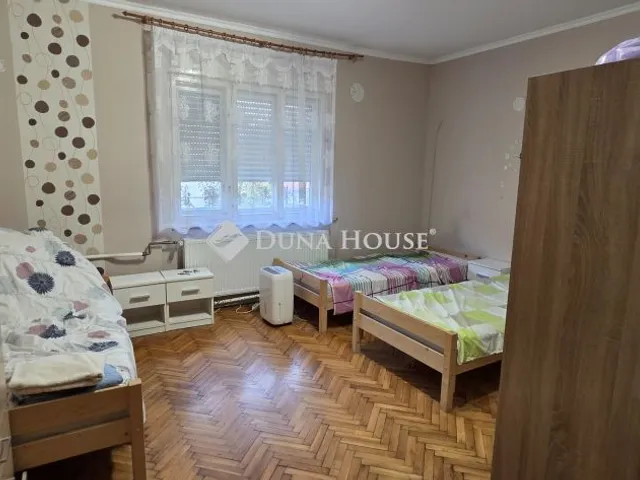 Eladó ház Sárvár, Tomori Pál utca 156 nm