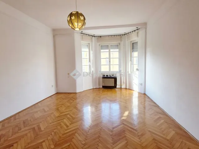 Eladó lakás Szombathely, Kisfaludy Sándor utca 67 nm