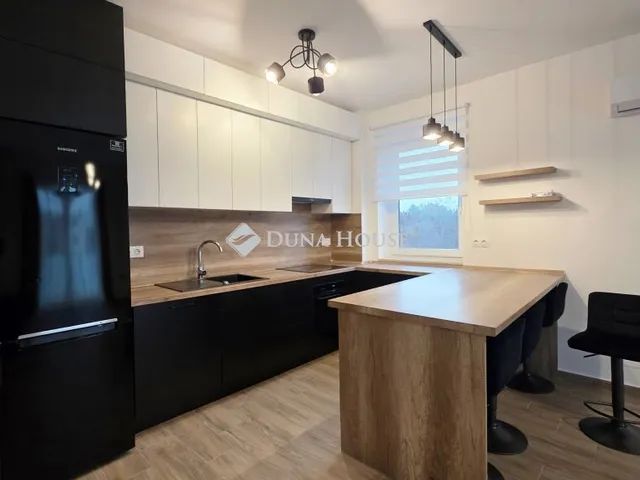 Kiadó lakás Szombathely, Kassák Lajos utca 71 nm