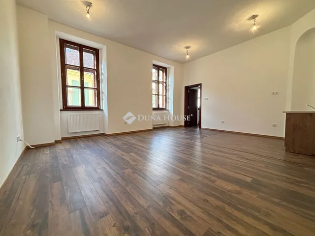 Eladó lakás Sopron 52 nm