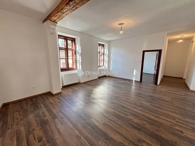 Eladó lakás Sopron 73 nm