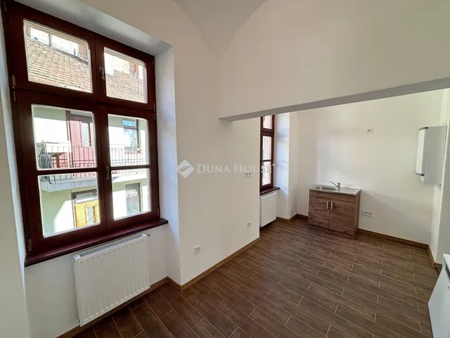 Eladó lakás Sopron 73 nm