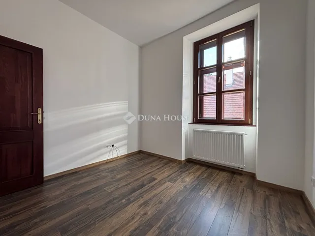 Eladó lakás Sopron 66 nm