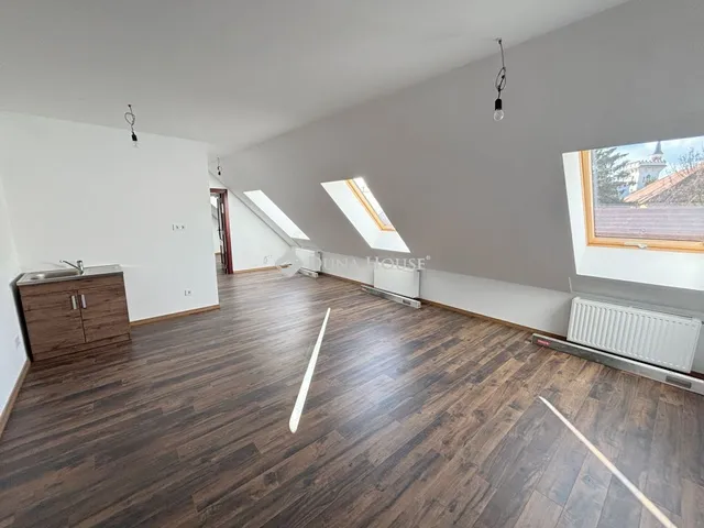 Eladó lakás Sopron 36 nm