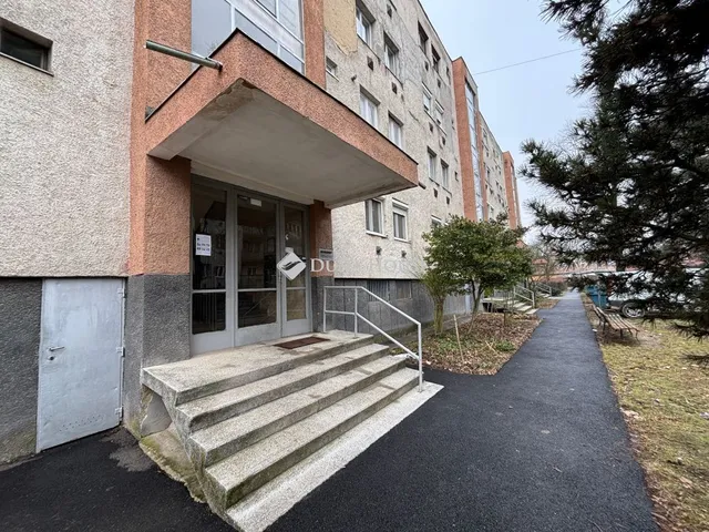 Eladó lakás Szombathely 61 nm