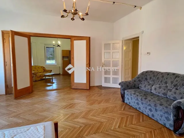 Kiadó lakás Szombathely, Semmelweis Ignác utca 92 nm