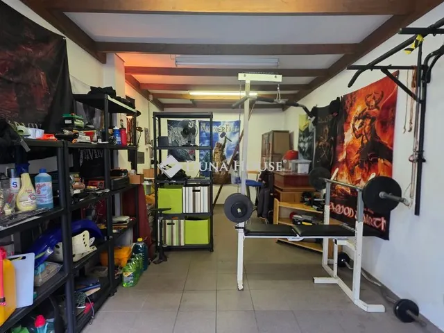 Eladó kereskedelmi és ipari ingatlan Szombathely 17 nm