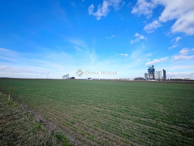 Eladó kereskedelmi és ipari ingatlan Körmend 20376 nm