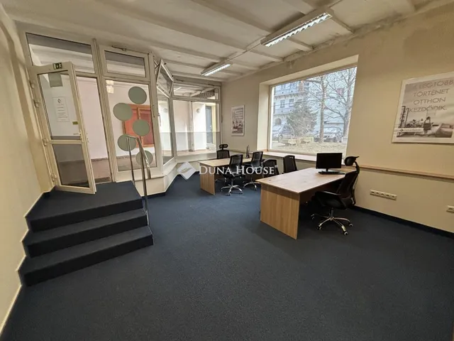 Kiadó kereskedelmi és ipari ingatlan Szombathely 54 nm