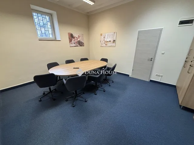 Kiadó kereskedelmi és ipari ingatlan Szombathely 54 nm