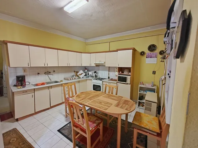 Eladó ház Szombathely, Szőlős utca 78 nm